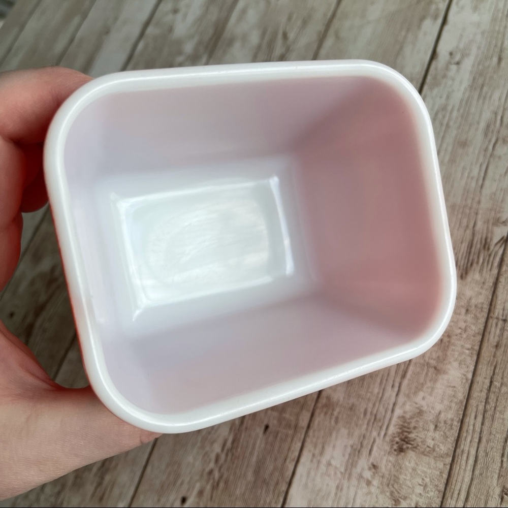 VINTAGE PYREX RED REFRIGERATOR CONTAINER W/ LID - Picture 8 of 14